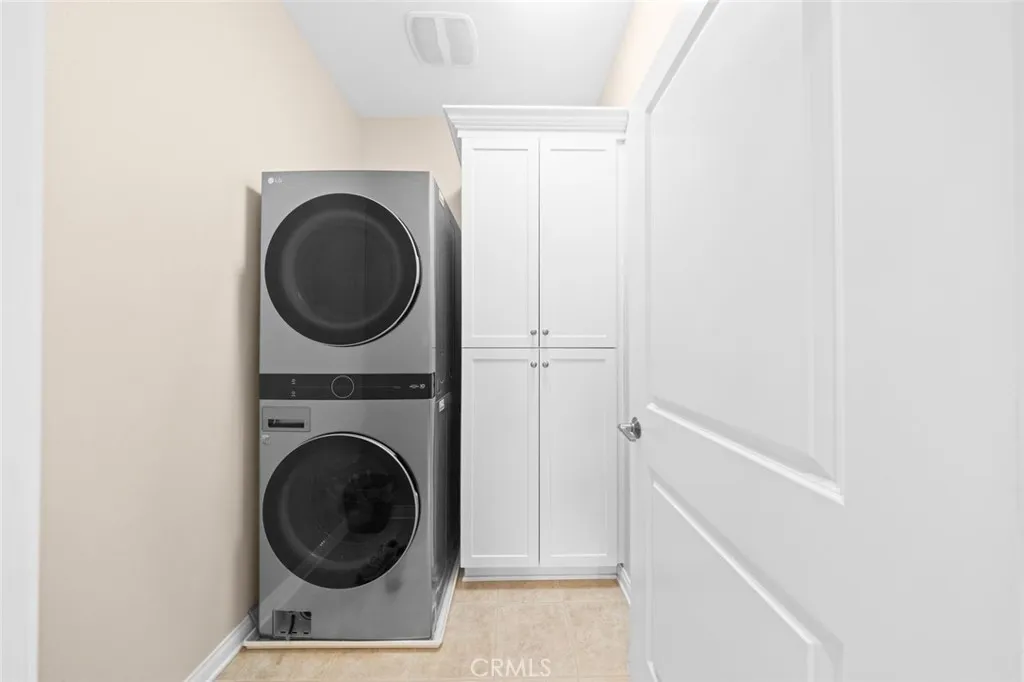 Additional image 20 of 107 Overbrook, Irvine, CA 92620