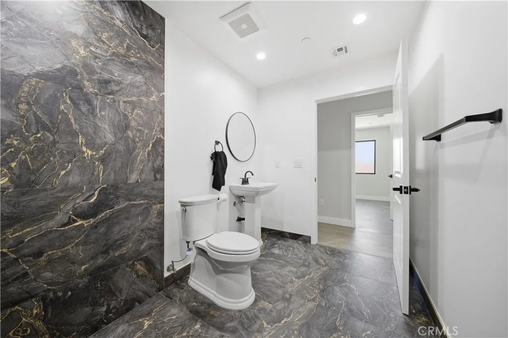 Additional image 39 of 8542 De Celis Pl, North Hills, CA 91343