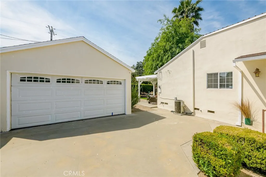 Additional image 59 of 17256 Lemay St, Lake Balboa, CA 91406
