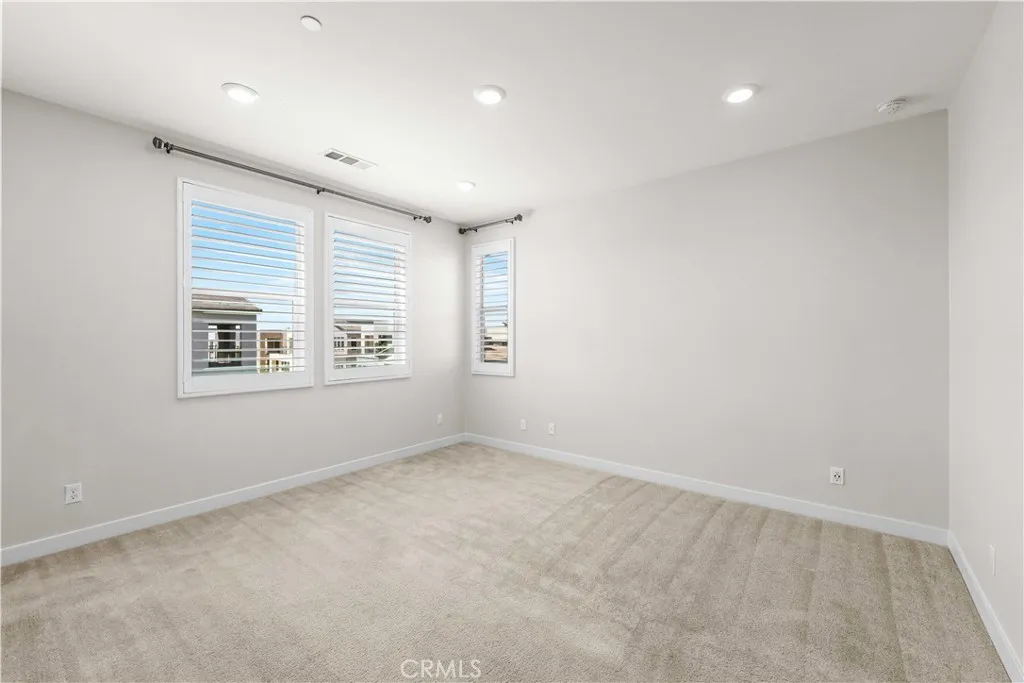 Additional image 62 of 236 keeper, Irvine, CA 92618