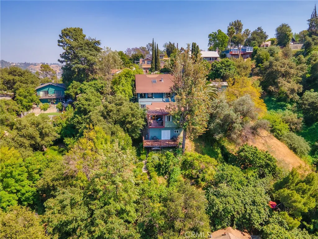 Additional image 147 of 1825 Altivo Way, Echo Park, CA 90026