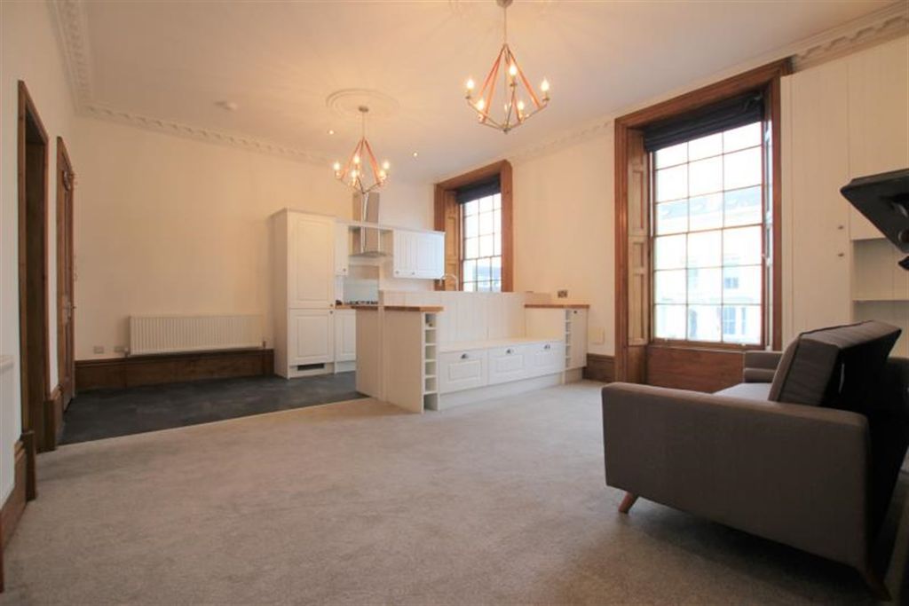 1 bed flat to rentWestern Terrace, The Park, Nottingham NG7