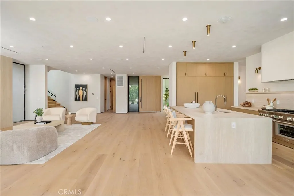 Additional image 96 of 15447 Huston St, Sherman Oaks, CA 91403