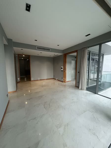 281 Ocean Drive photo 3