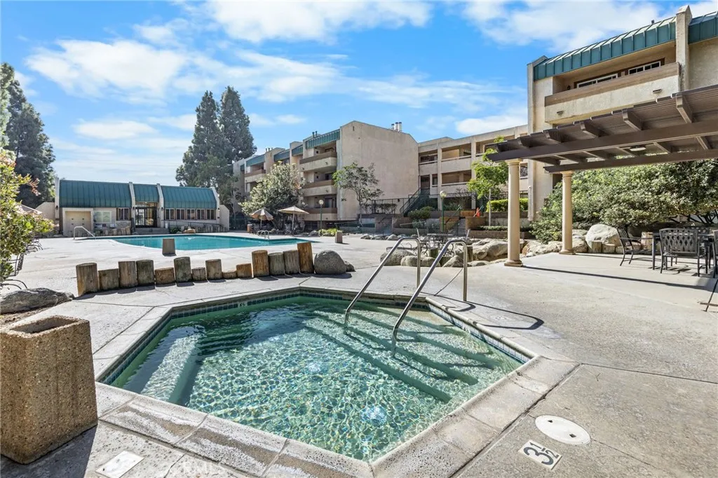 Additional image 35 of 12121 Centralia Street Unit 302, Lakewood, CA 90715