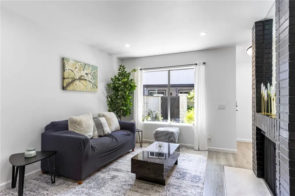 Additional image 6 of 1619 242nd Place Unit F, Harbor City, CA 90710