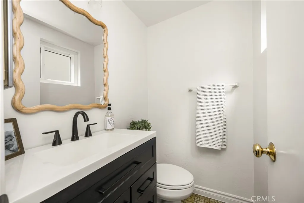 Additional image 83 of 1842 N Greenbrier Rd, Long Beach, CA 90815