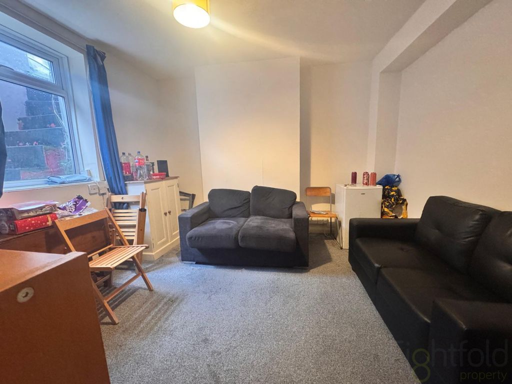 Additional image 4 of 5 bed terraced house to rentHanover Terrace, Brighton BN2