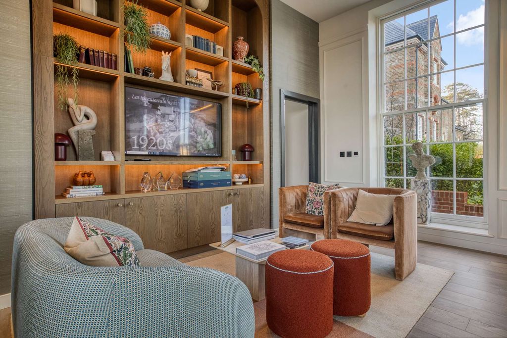 Additional image 29 of 5 bed flat for saleDaffodil Crescent, Barnet EN4