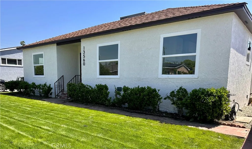 Additional image 3 of 13560 Correnti St, Arleta, CA 91331