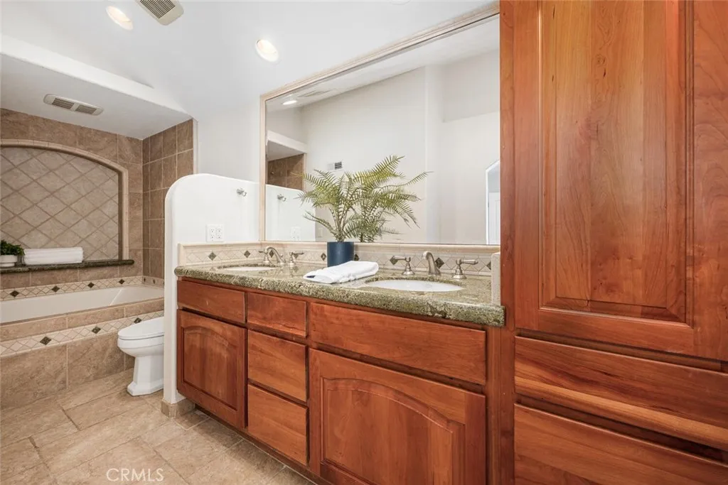 Additional image 78 of 7846 Beachcomber Dr, Huntington Beach, CA 92648