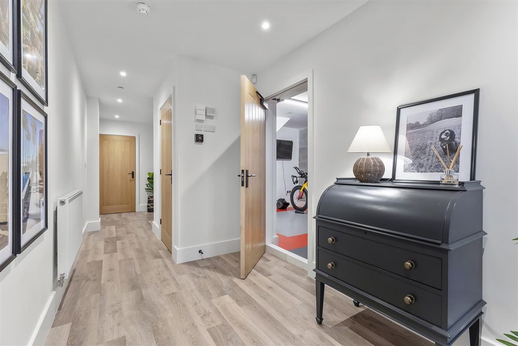 Additional image 9 of 4 bed semi-detached house for saleParsons Meadow, Addingham LS29