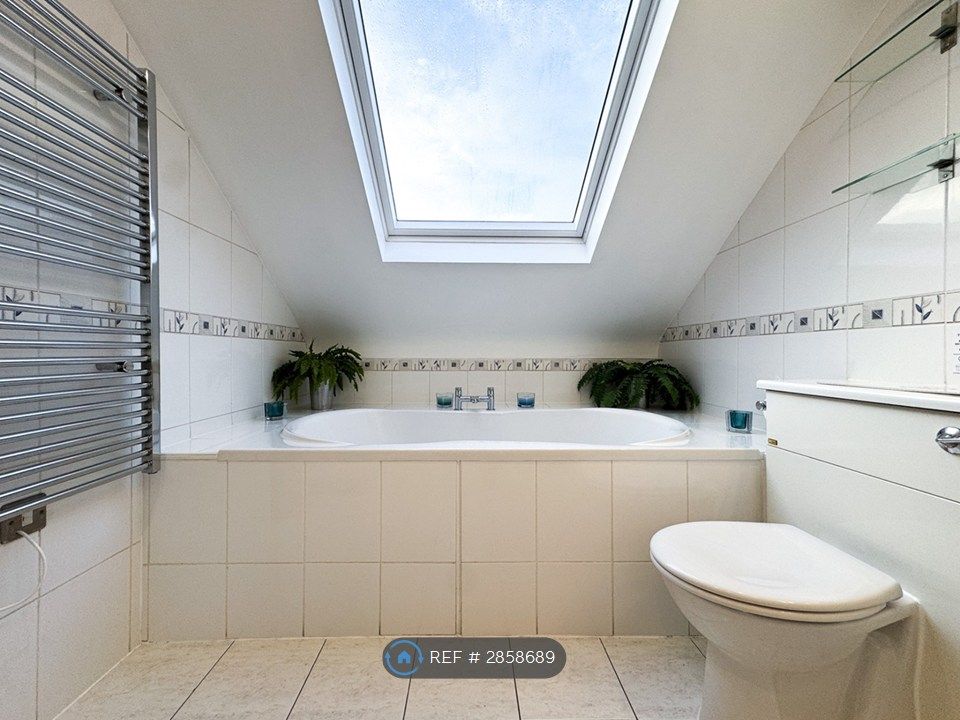 Additional image 14 of 2 bed flat to rentMossley Hill Drive, Liverpool L17