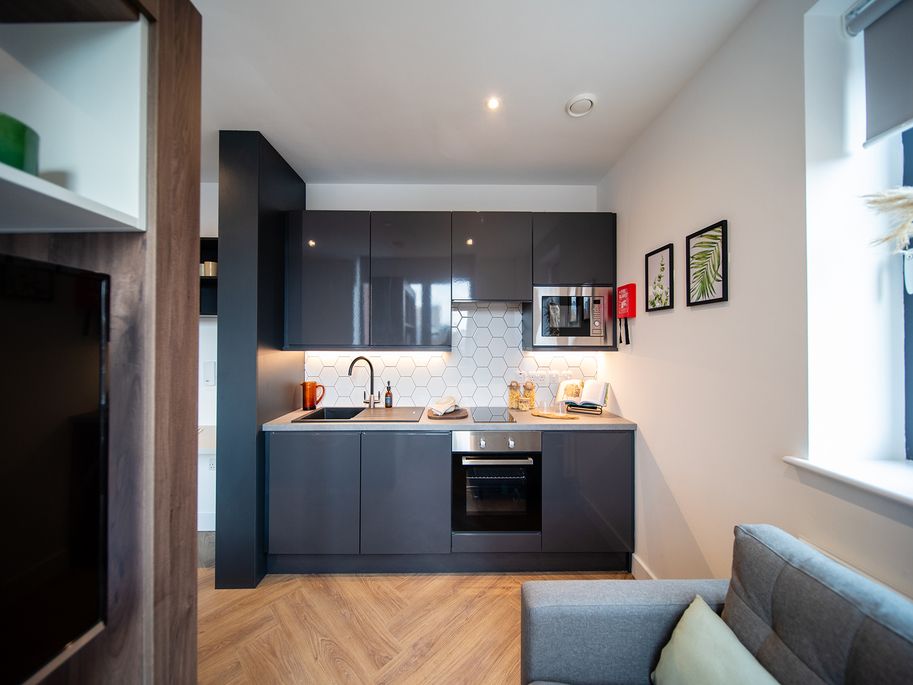 Studio to rentApt 0314, Q Three Residence #213733 LS1