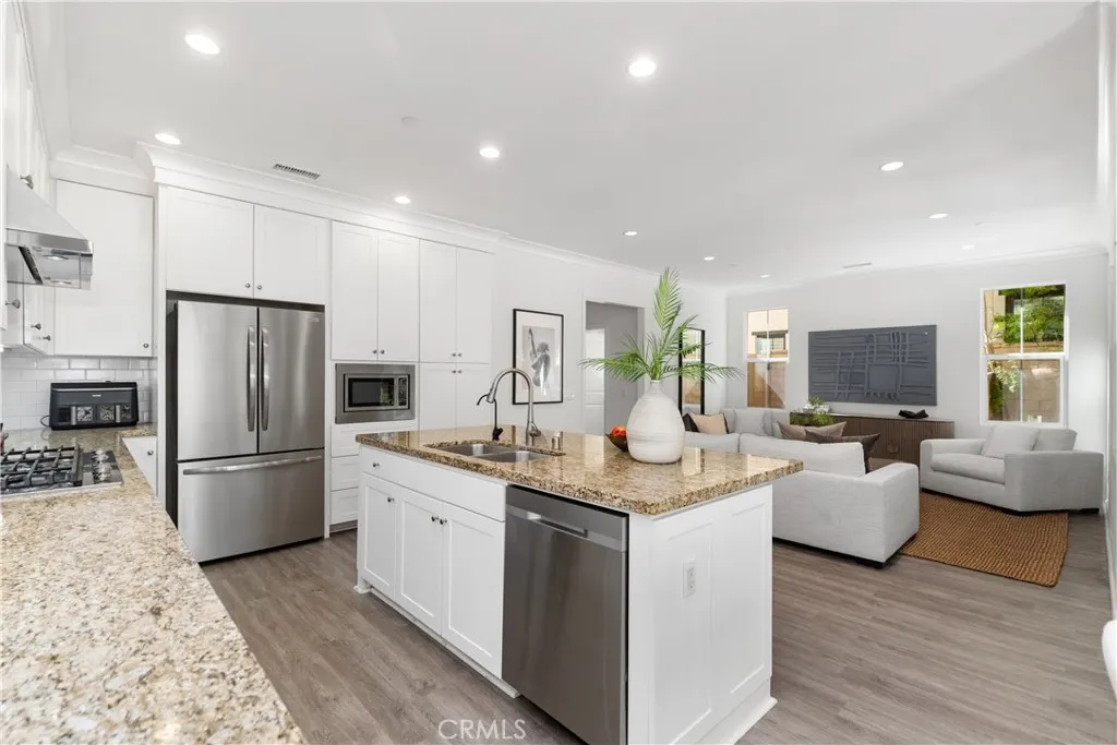 Additional image 35 of 275 Rodeo, Irvine, CA 92602