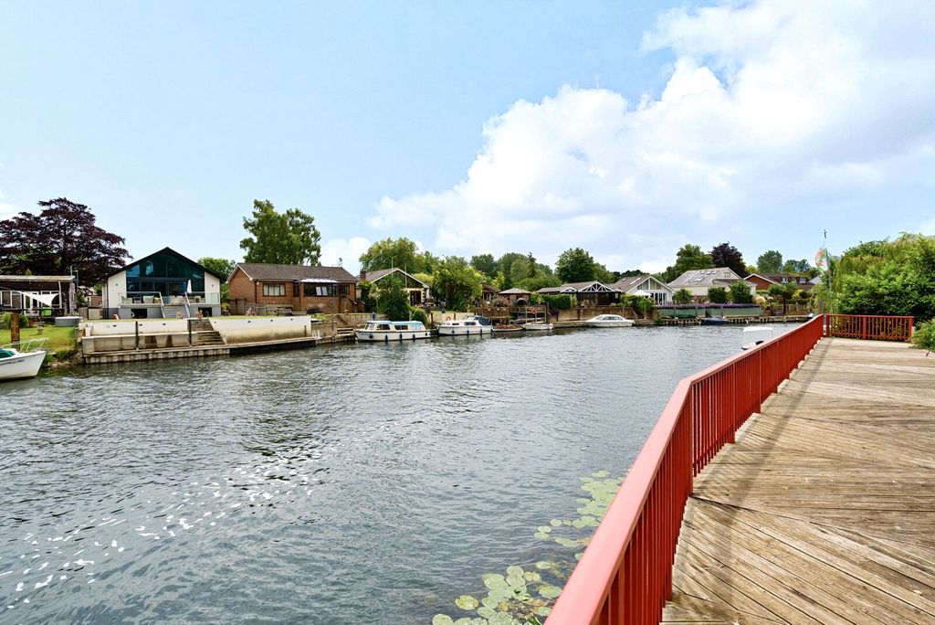 Additional image 3 of 4 bed detached house for saleHamm Court, Weybridge KT13