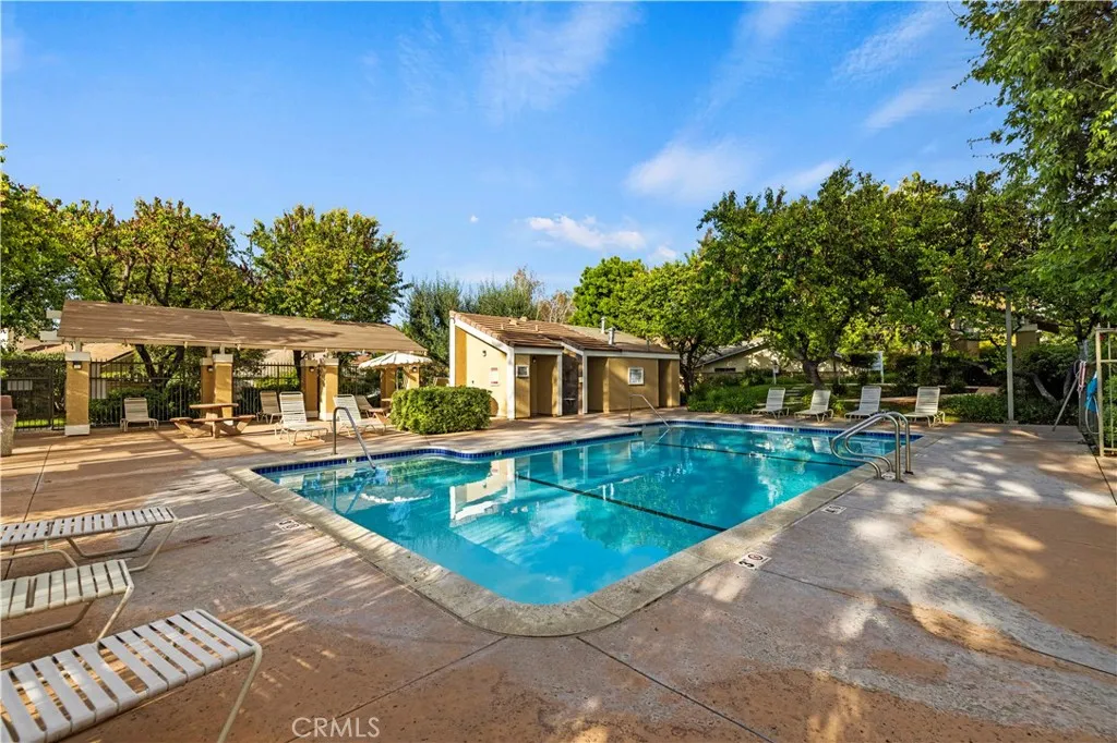 Additional image 68 of 25547 Via Impreso, Valencia, CA 91355