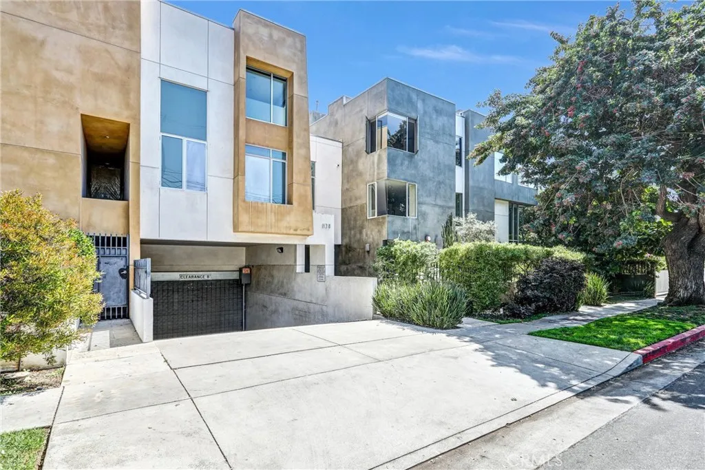 Additional image 32 of 1120 N El Centro Ave Unit 5, Los Angeles, CA 90038