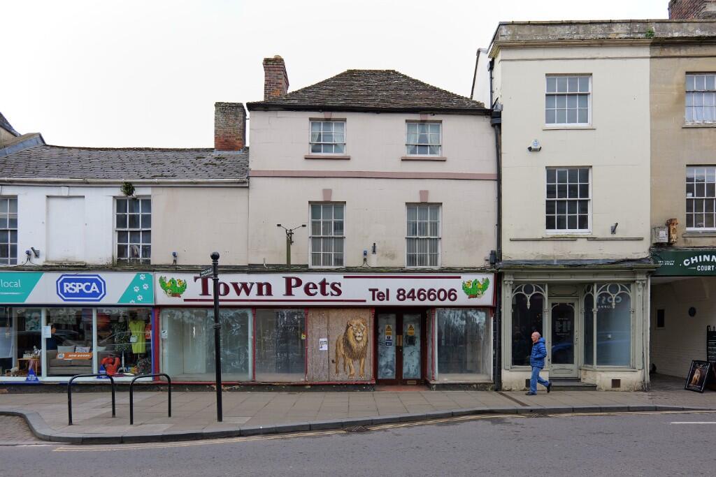 22 Market Place, Warminster, Wiltshire, BA12 9AN