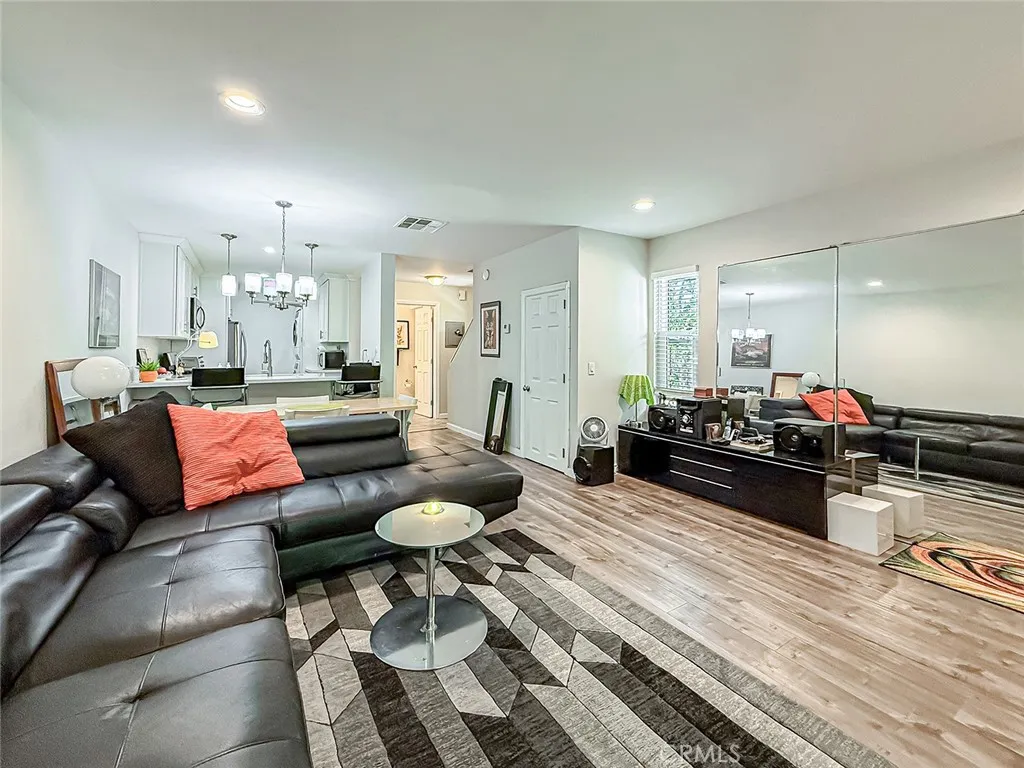 Additional image 73 of 7050 Shoup Avenue Unit 178, Canoga Park, CA 91303