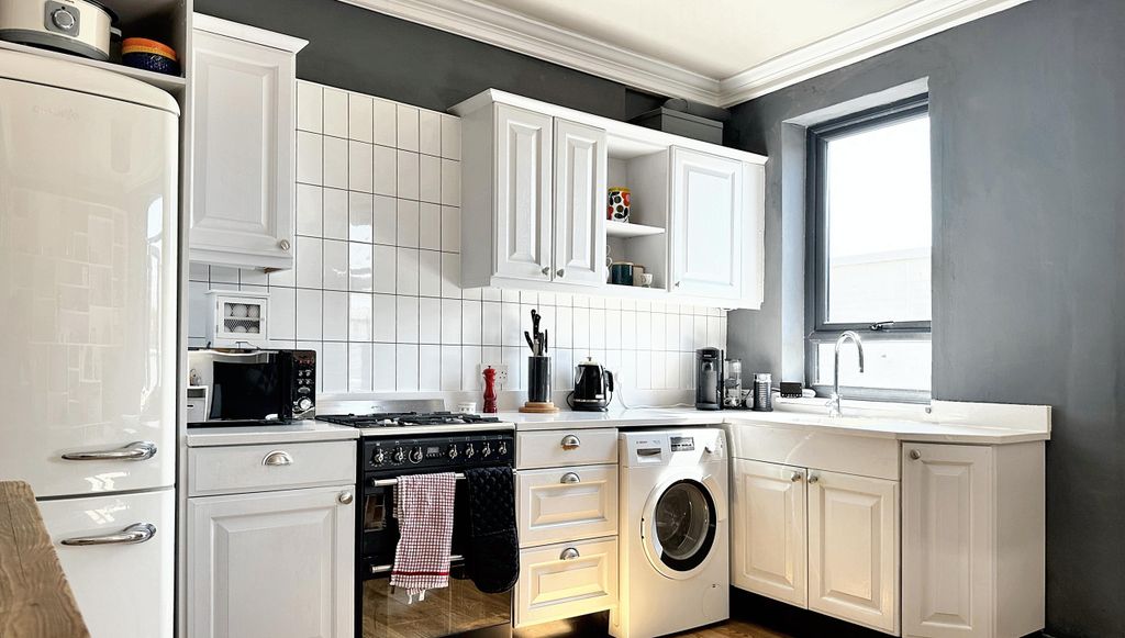 Additional image 19 of 2 bed flat for saleHotwell Road, Hotwells, Bristol BS8