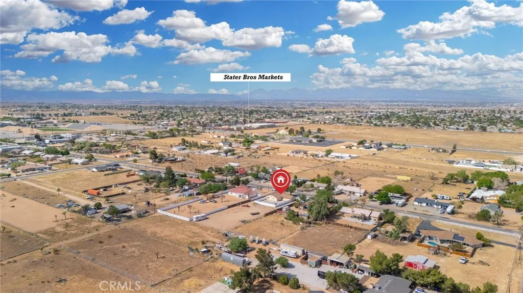 12419 Pawnee Rd, Apple Valley, CA 92308