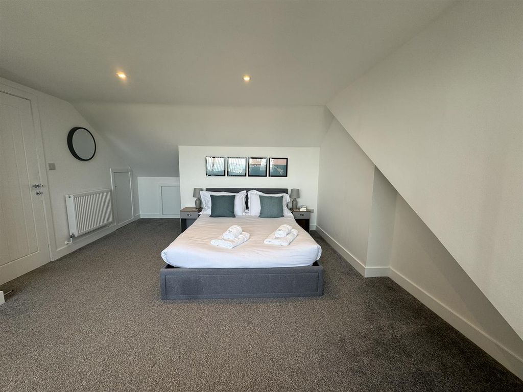 Additional image 12 of 4 bed semi-detached house to rentAlexandra Place, St. Ives TR26