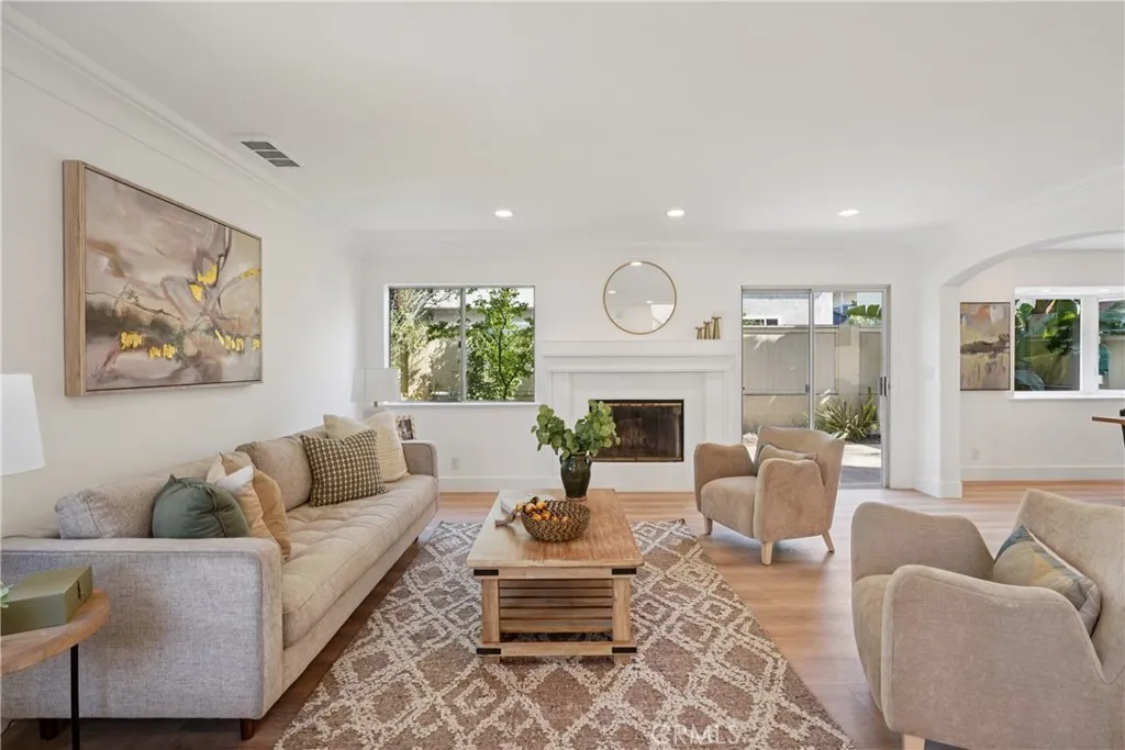 Additional image 6 of 2421 Clark Lane Unit B, Redondo Beach, CA 90278