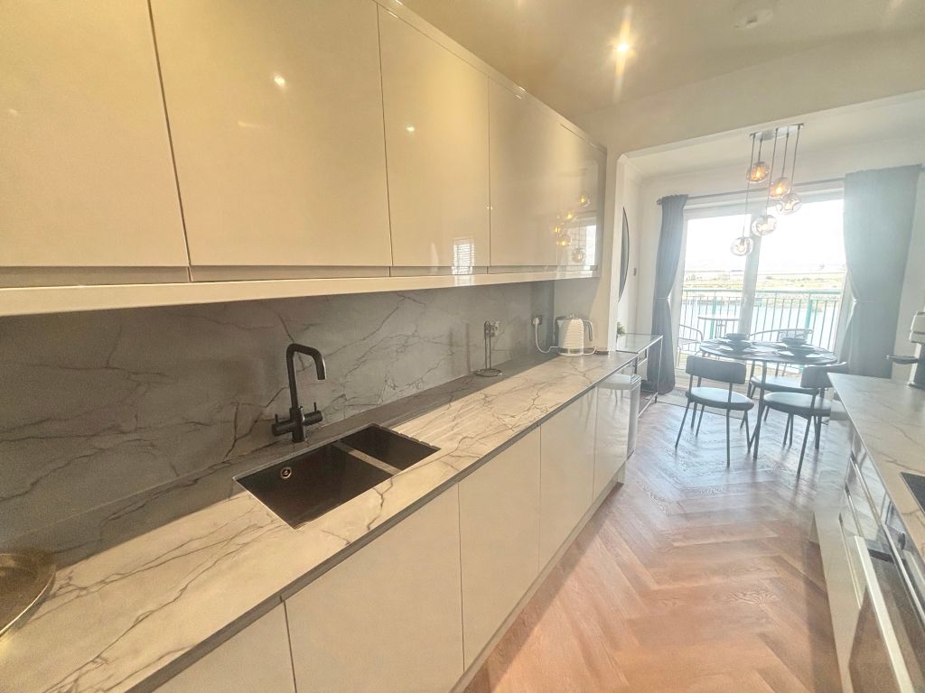 Additional image 12 of 2 bed flat to rentPocketts Wharf, Maritime Quarter, Swansea SA1