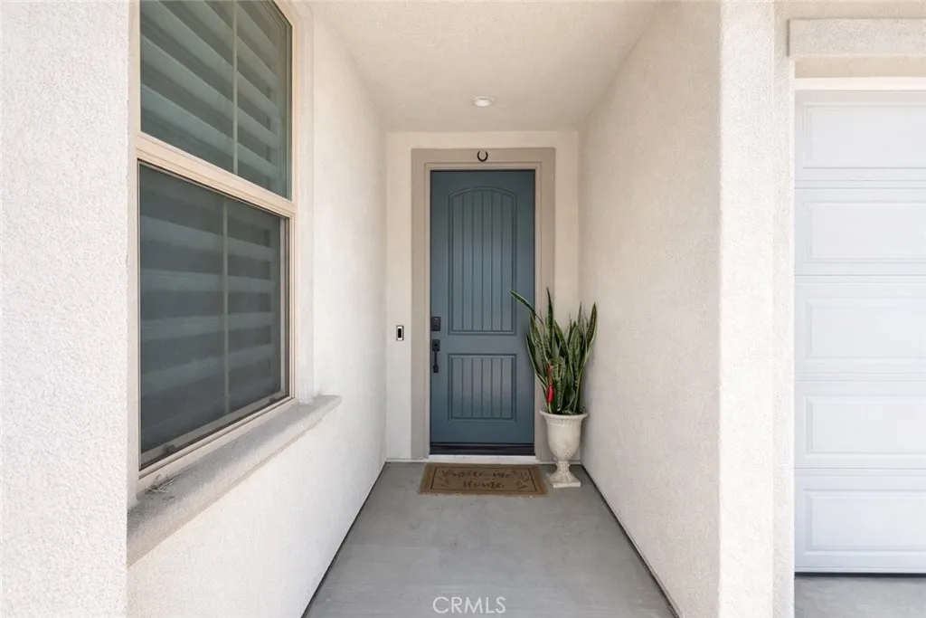 5721 Windbourne Dr, Huntington Beach, CA 92647 photo 5