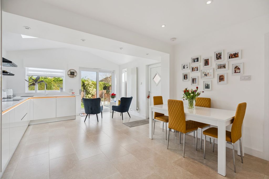 Additional image 6 of 4 bed detached house for saleBorestone Place, Stirling FK7