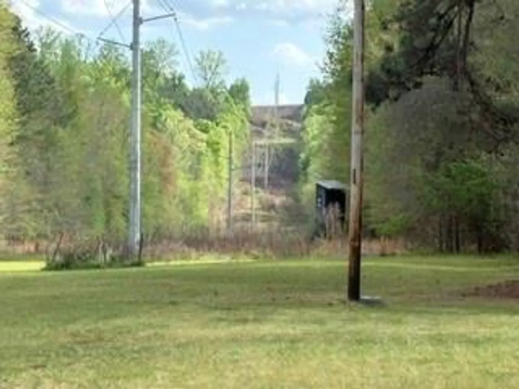 125 Wildman Bottom Road, Fort Mitchell, AL 36856