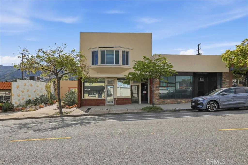 3521 Ocean View Blvd, Glendale, CA 91208 photo 2