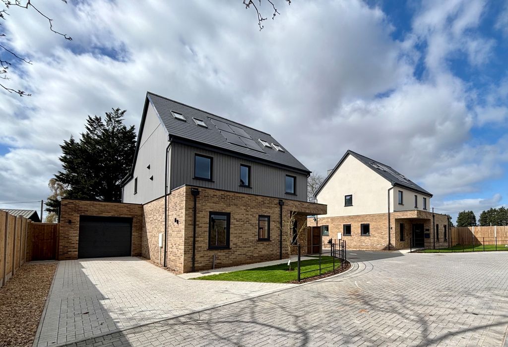 5 bed detached house to rentThe Old Coal Yard, Northwold, Thetford IP26