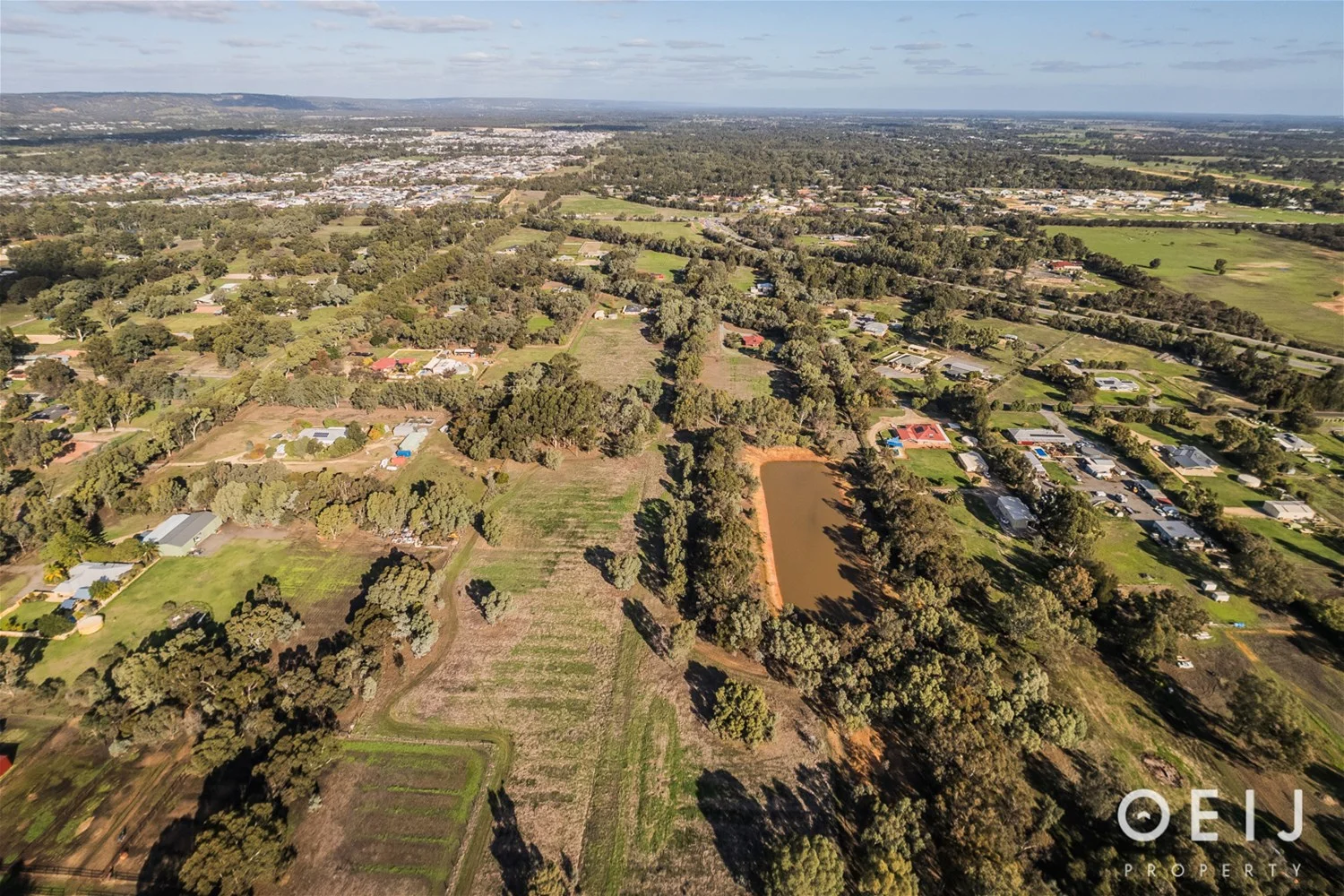 Additional image 3 of 32 Kellet Drive, Darling Downs WA 6122
