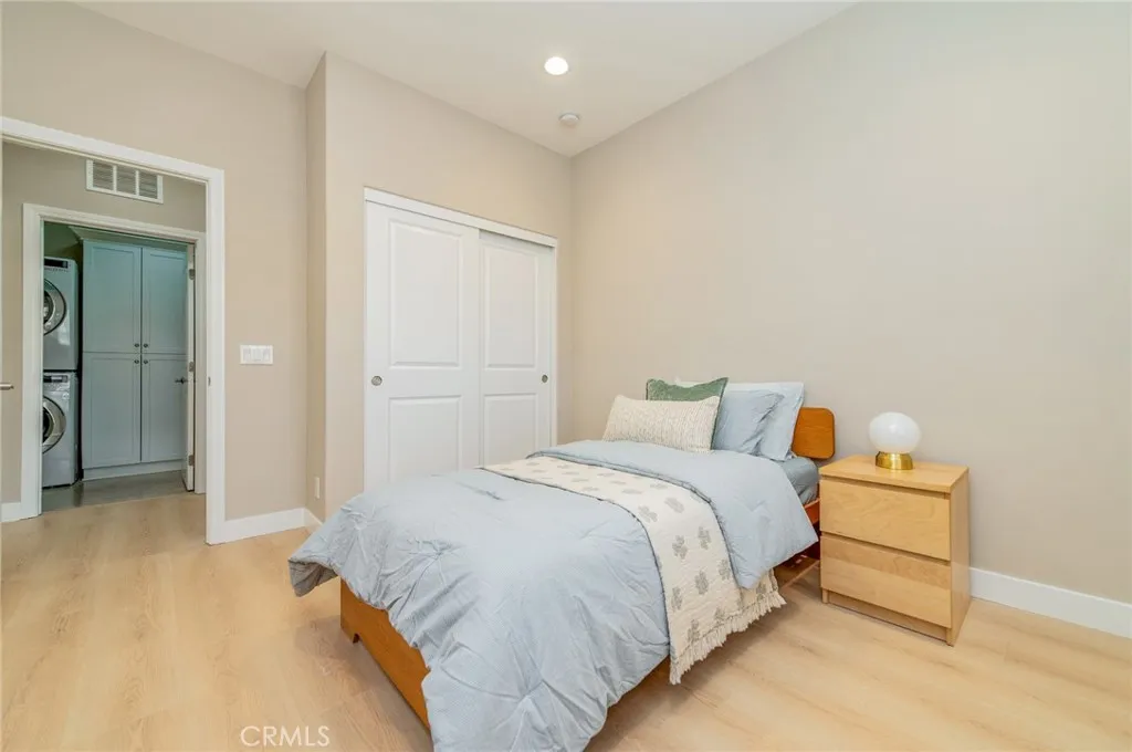 Additional image 37 of 167 Overbrook, Irvine, CA 92620