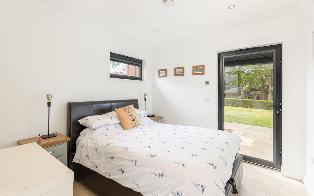 Additional image 12 of 2 bed chalet for saleCowes, Isle Of Wight PO31