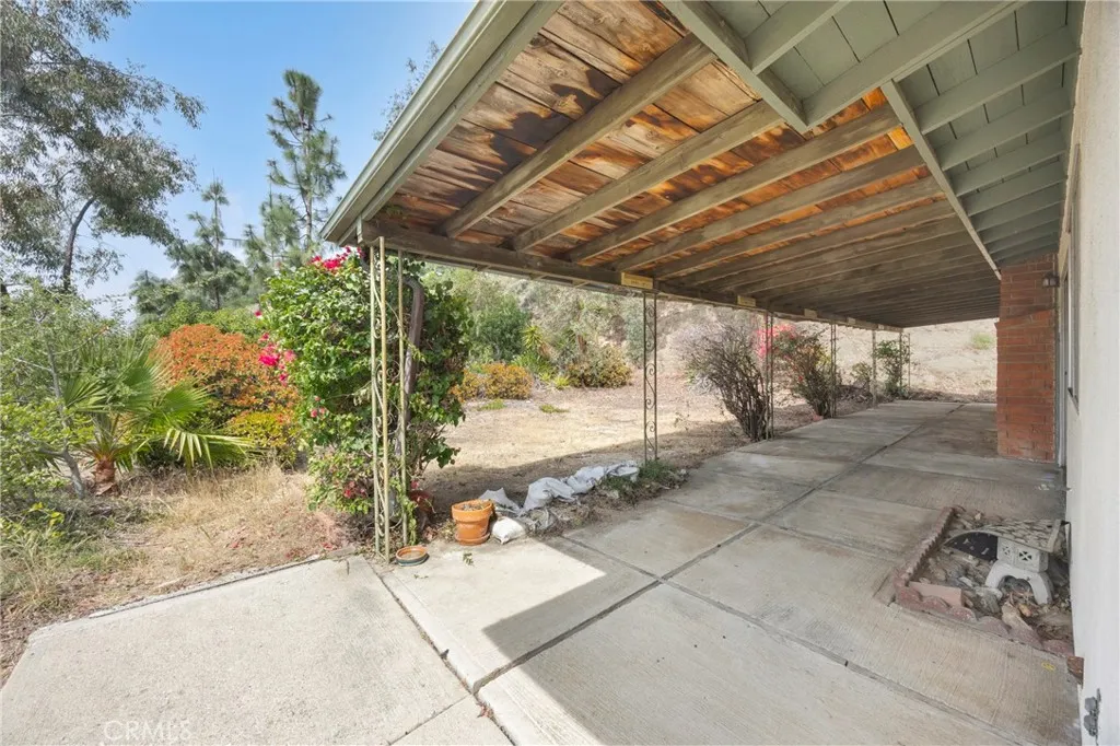 Additional image 107 of 3737 San Augustine Dr, Glendale, CA 91206
