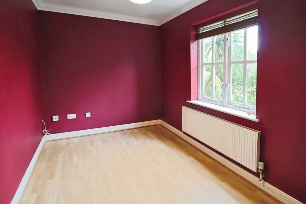 Additional image 4 of 4 bed detached house to rentColtsfoot Crescent, Bury St. Edmunds IP32