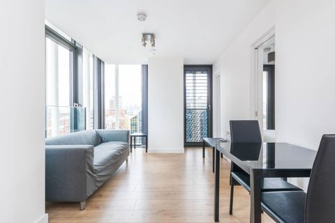Great Eastern Road, Stratford, London E15, Studio for sale