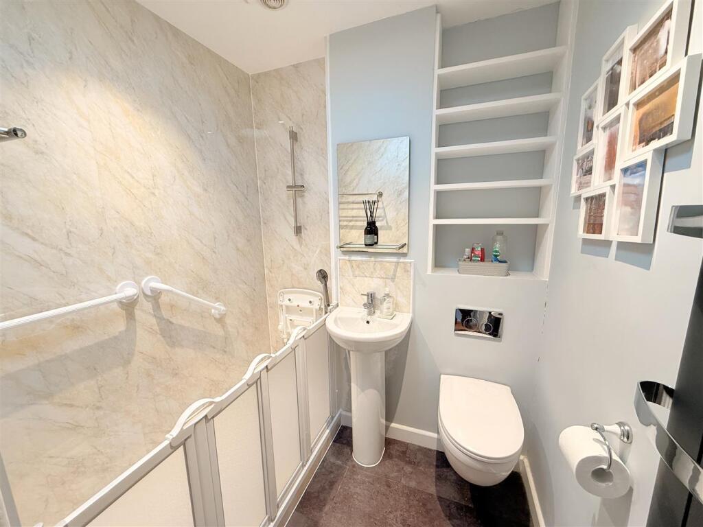 Additional image 10 of Heath Drive, Frome