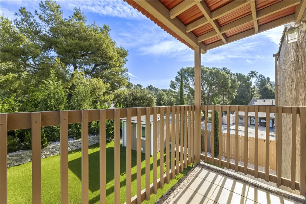 Additional image 26 of 2389 Mayfield Avenue, Montrose, CA 91020