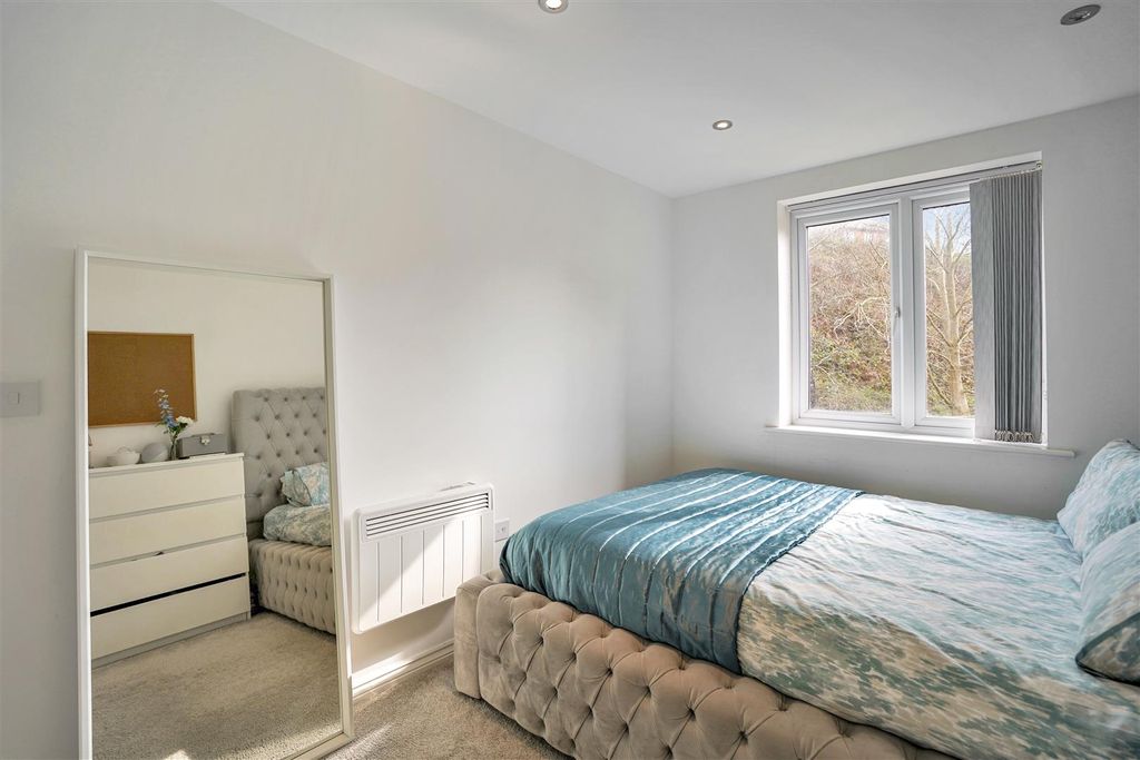 Additional image 8 of 2 bed flat for saleWhitstable Mews, Leeds LS12