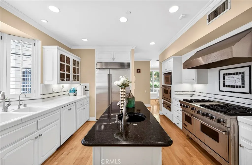 Additional image 76 of 465 W Highland Avenue, Sierra Madre, CA 91024
