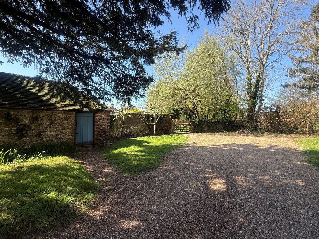 Additional image 2 of 3 bed cottage to rentDown Street, Chichester PO18
