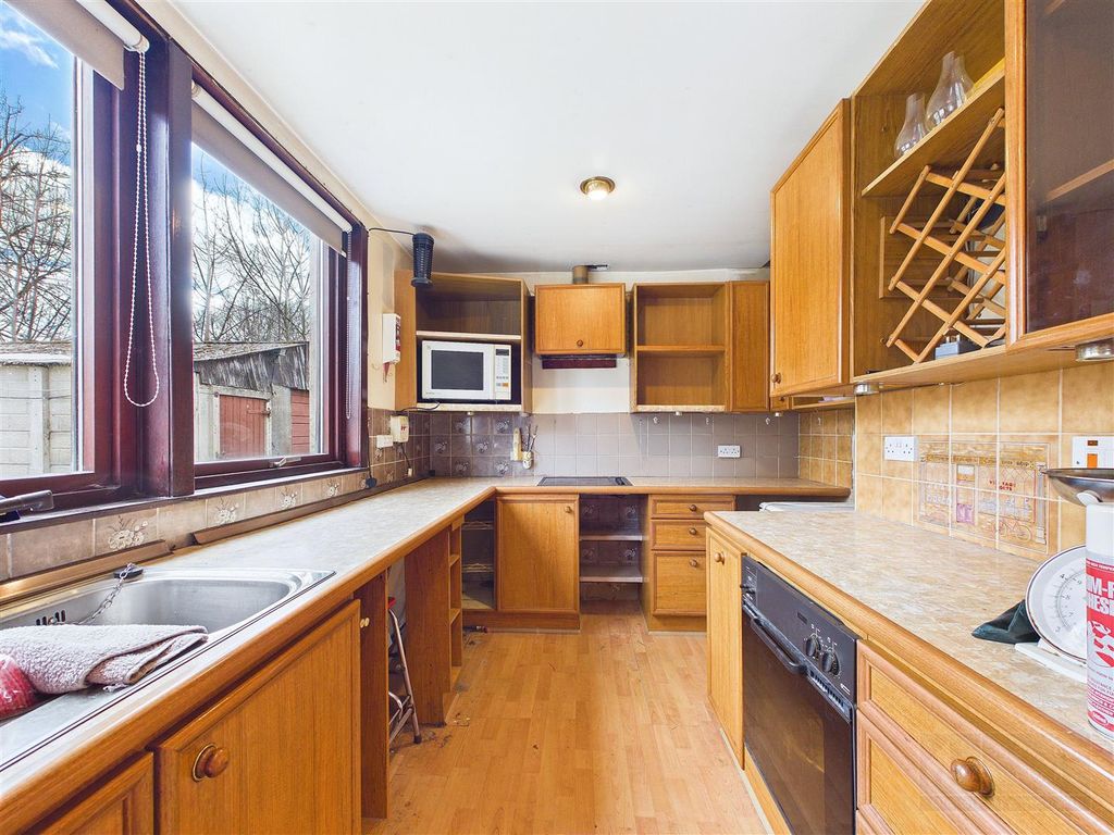 Additional image 2 of 3 bed end terrace house for sale15 Kylintra Crescent, Grantown On Spey PH26