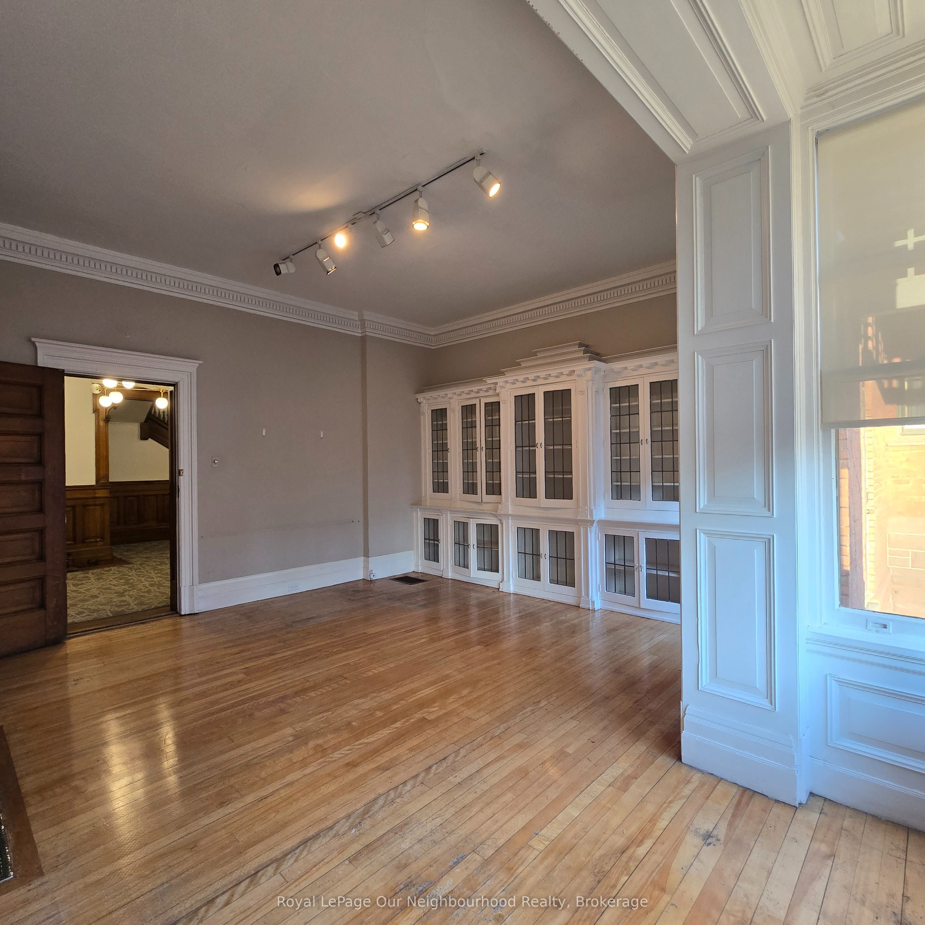 Additional image 2 of 103-204 St. George Street, Toronto, ON, M5R 2N5