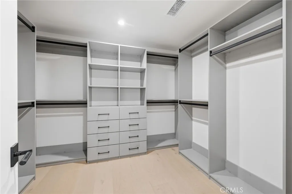 Additional image 82 of 8400 White Oak Ave, Sherwood Forest, CA 91325