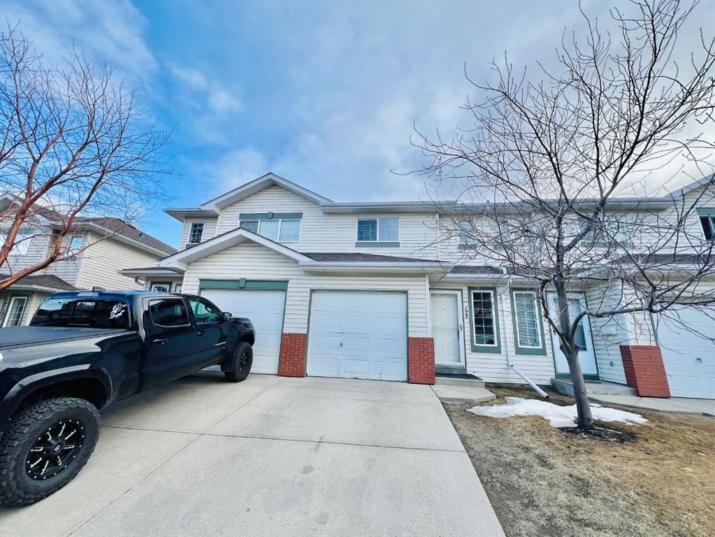 123 Country Hillas Villas NW, Calgary, AB, T3K 4S8