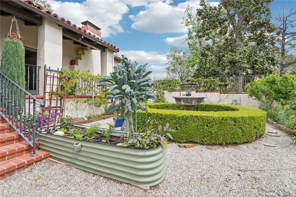 Additional image 32 of 1620 Broadview Drive, Glendale, CA 91208